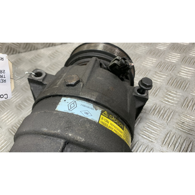 Compresseur clim RENAULT TRAFIC 2 Photo n°15