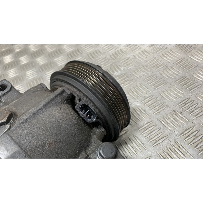 Compresseur clim RENAULT TRAFIC 2 Photo n°16