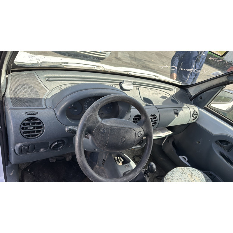 Pare choc arriere RENAULT KANGOO 1 Photo n°17