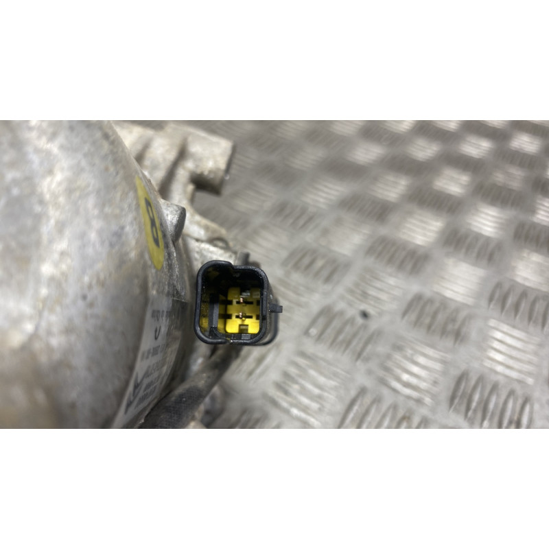 Compresseur clim CITROEN JUMPY 3 M Photo n°3