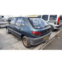 Pare choc arriere PEUGEOT 306