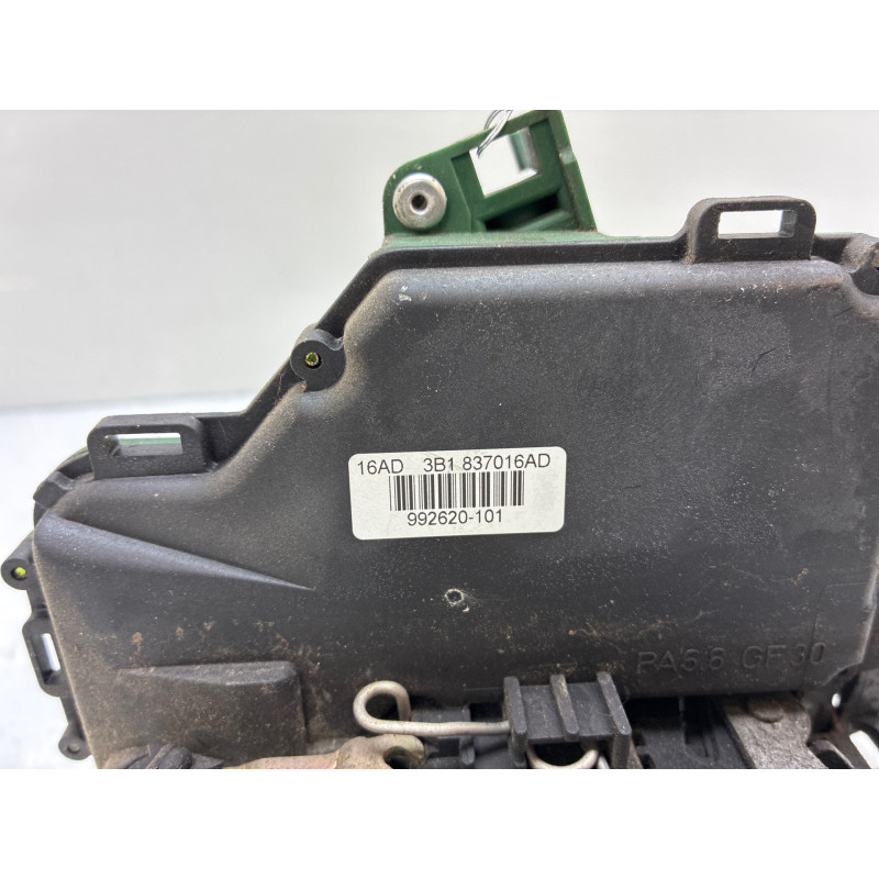 Serrure avant droit VOLKSWAGEN PASSAT 4 Photo n°3