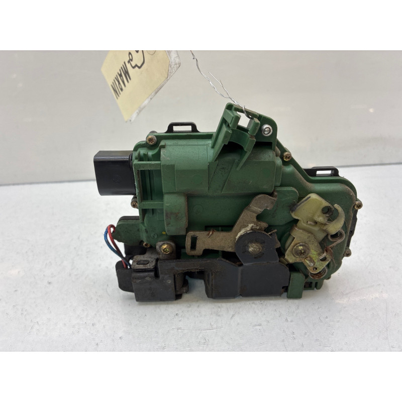 Serrure avant droit VOLKSWAGEN PASSAT 4 Photo n°4