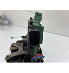 Serrure avant droit VOLKSWAGEN PASSAT 4
