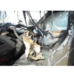 Amortisseur avant droit MERCEDES CLASSE V 638