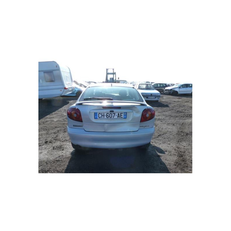 Amortisseur avant gauche RENAULT MEGANE 1 Photo n°9