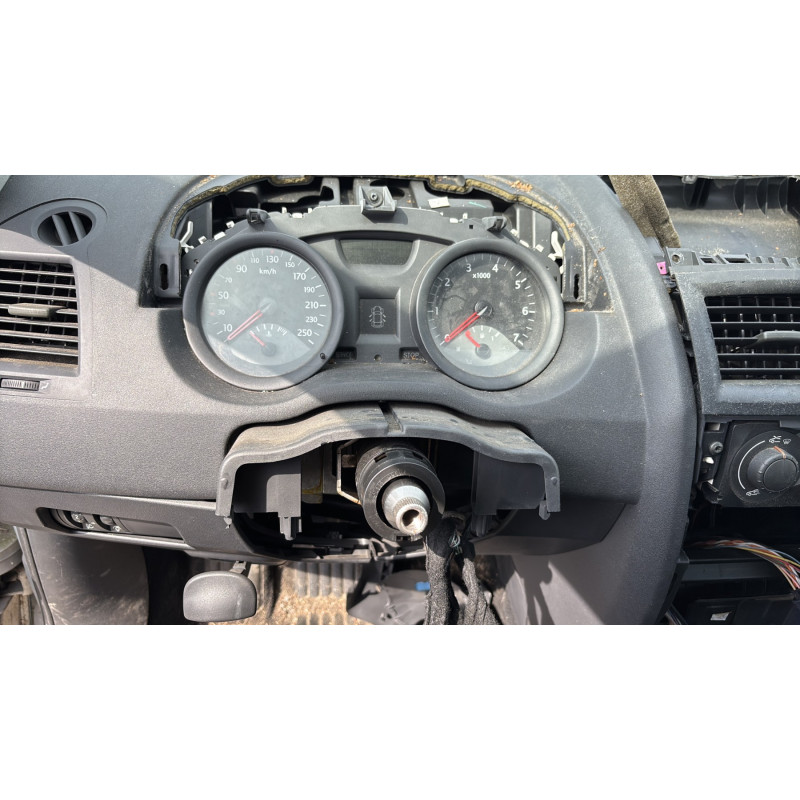 Traverse inferieure RENAULT MEGANE 2 Photo n°18
