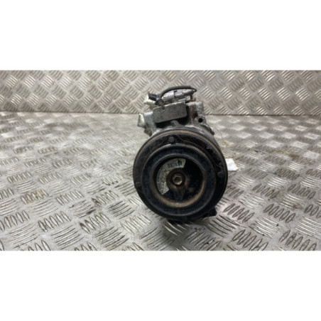 Compresseur clim BMW SERIE 1 E87 Photo n°1
