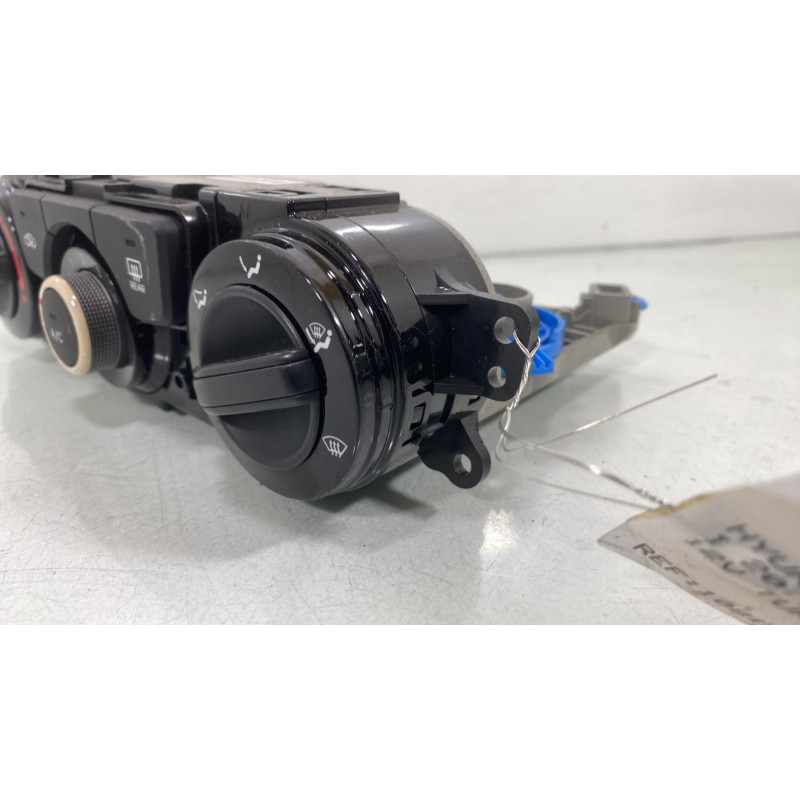 Commande chauffage HYUNDAI I 20 1 Photo n°7