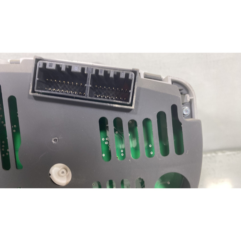 Compteur HYUNDAI I 20 1 Photo n°4