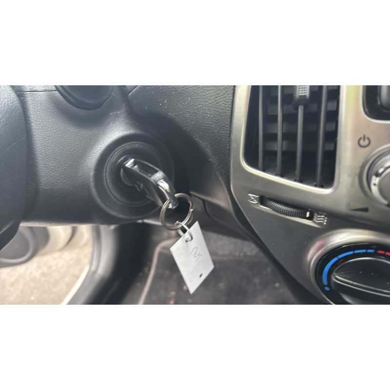 Compresseur clim HYUNDAI I 20 1 Photo n°19