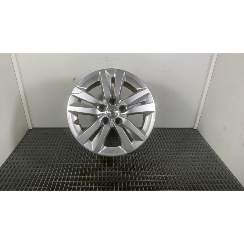 Jante PEUGEOT 308 2 SW Photo n°1