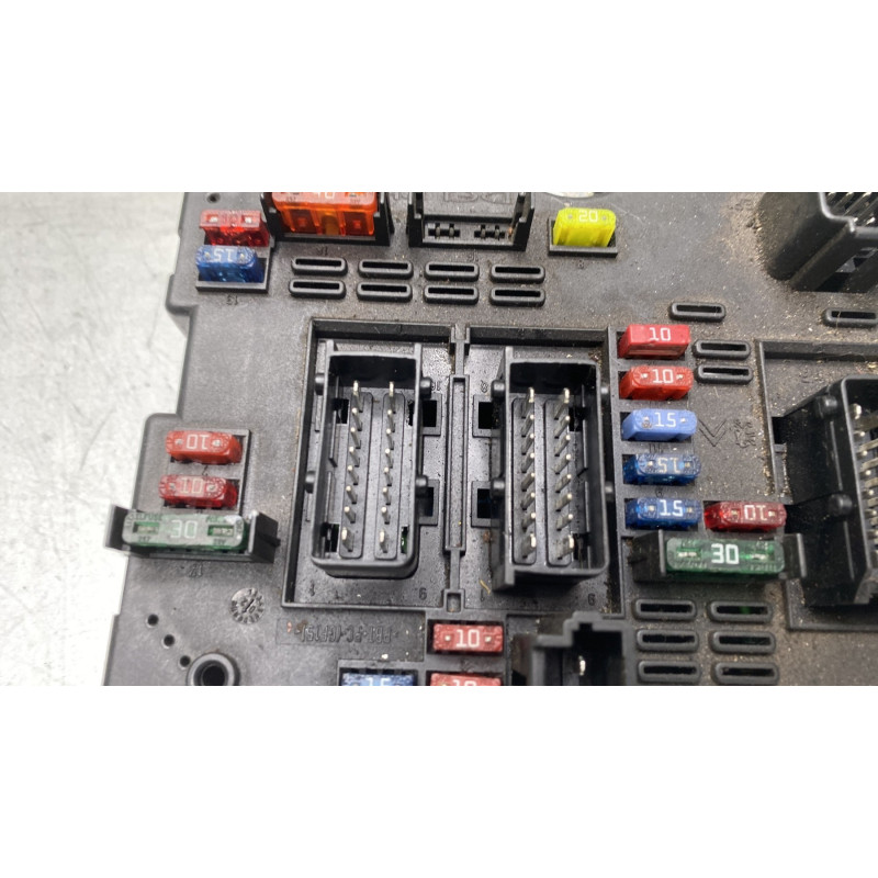 Boitier servitude moteur (BSM) PEUGEOT 807 Photo n°4