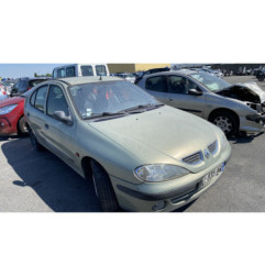 Eclairage de plafonnier RENAULT MEGANE 1