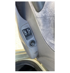 Eclairage de plafonnier RENAULT MEGANE 1