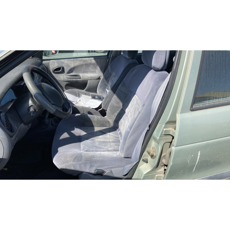 Eclairage de plafonnier RENAULT MEGANE 1 Photo n°14