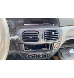 Eclairage de plafonnier RENAULT MEGANE 1