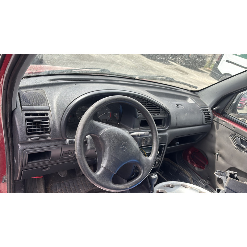 Pare choc arriere PEUGEOT PARTNER 1 Photo n°16