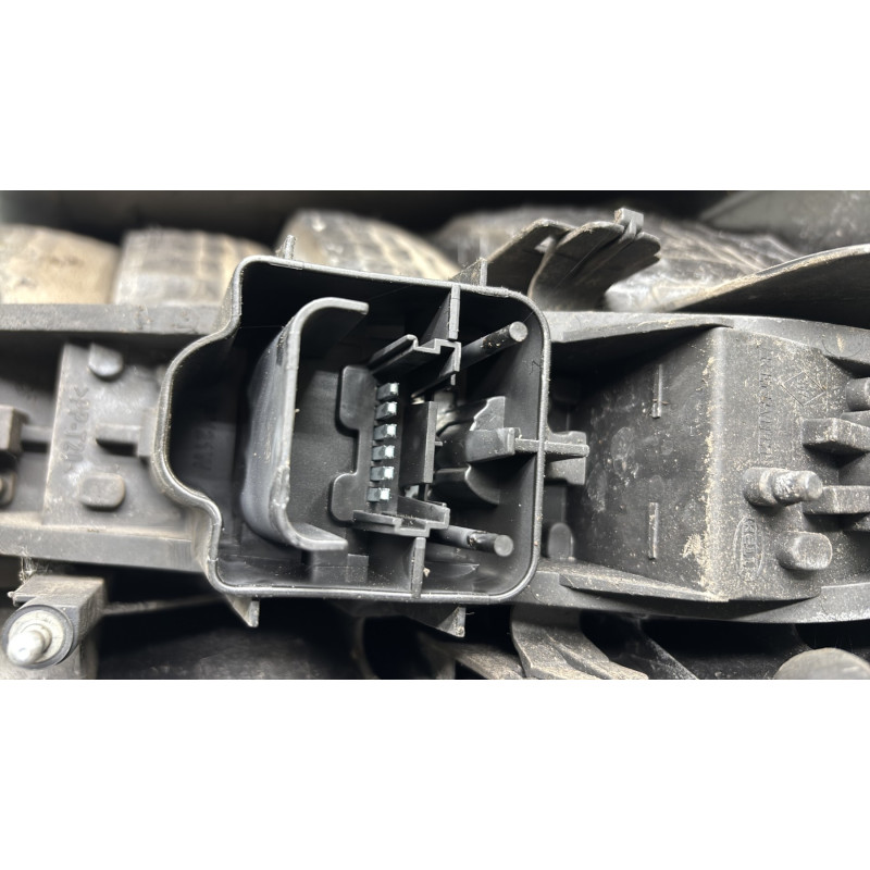 Feu arriere principal gauche (feux) RENAULT SCENIC 2 Photo n°3