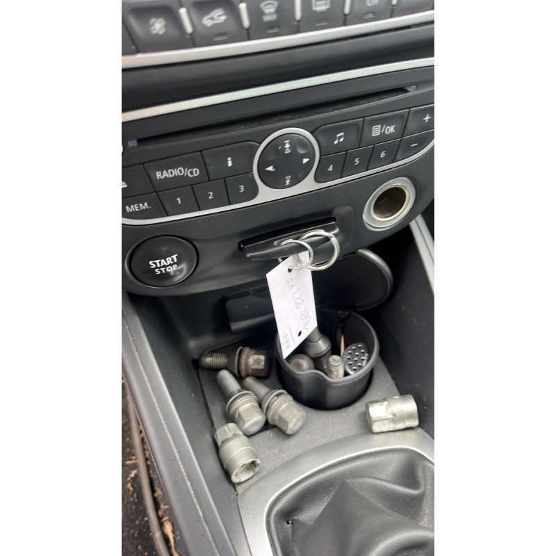 Ceinture arriere droit RENAULT MEGANE 3 Photo n°16