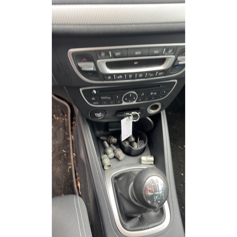 Boitier UCH RENAULT MEGANE 3 Photo n°13