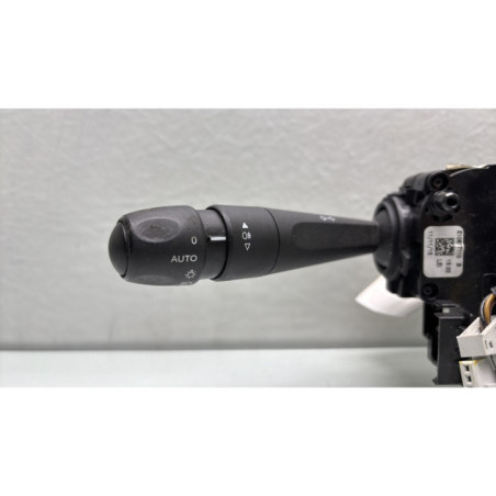 Com (Bloc Contacteur Tournant+Commodo Essuie Glace+Commodo Phare) PEUGEOT 308 2 SW
