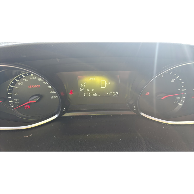 Leve vitre electrique arriere droit PEUGEOT 308 2 SW Photo n°19