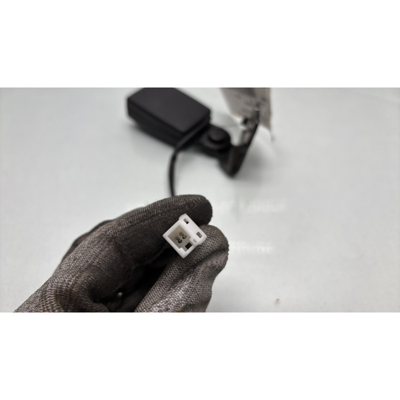 Attache ceinture arriere gauche HYUNDAI I 20 1 Photo n°3