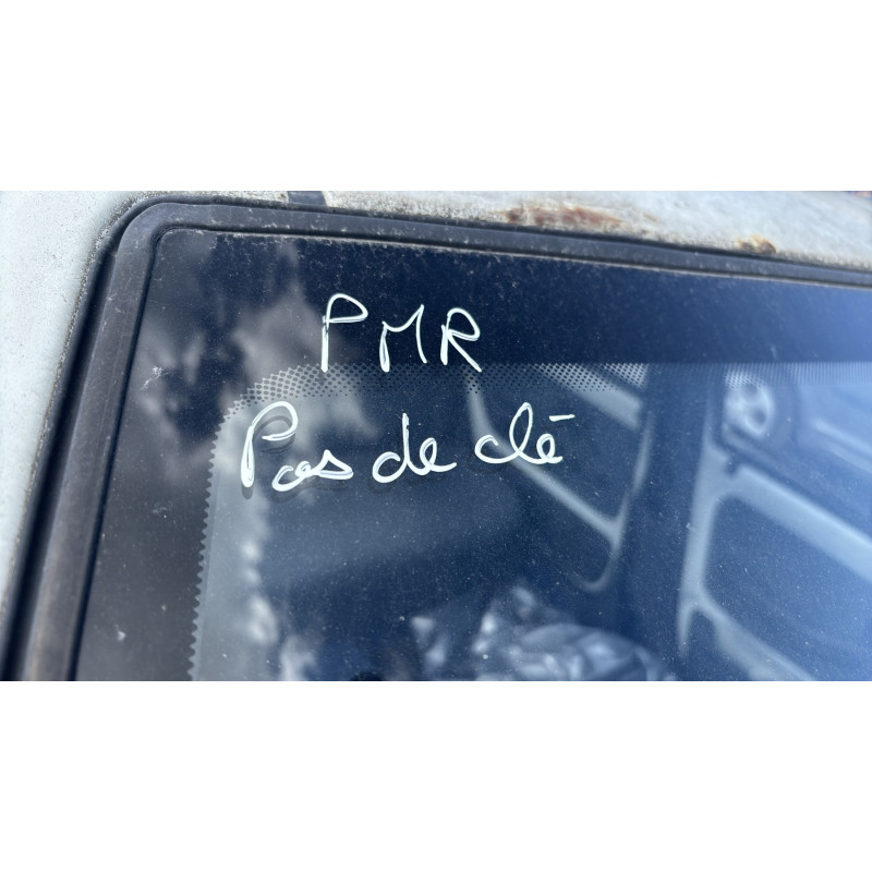 Feu arriere principal gauche (feux) PEUGEOT 106 Photo n°14