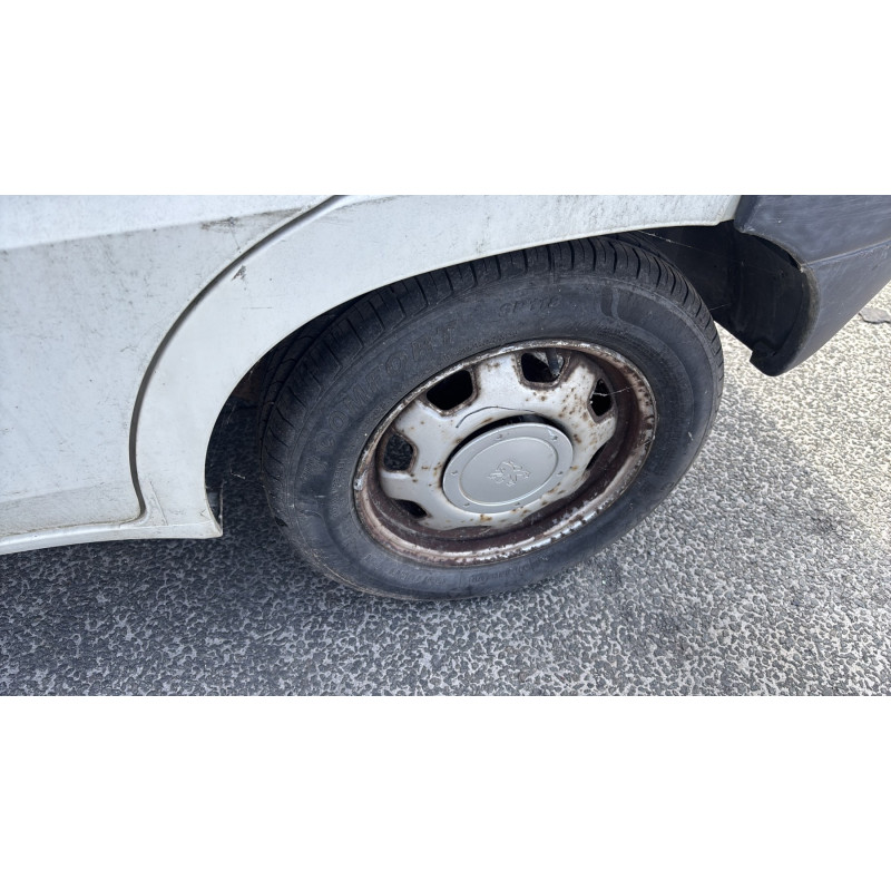 Optique avant secondaire gauche (feux)(clignotant) PEUGEOT 106 Photo n°14
