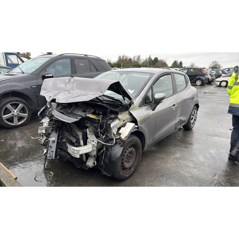 Vitre arriere gauche RENAULT CLIO 4 Photo n°5