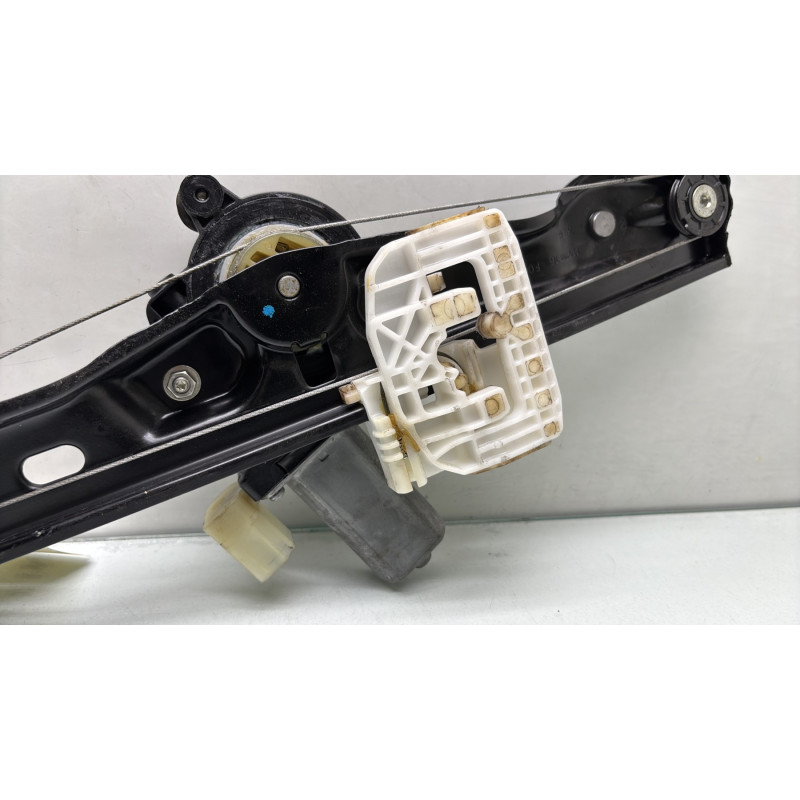 Leve vitre electrique arriere gauche BMW SERIE 1 F20 Photo n°2