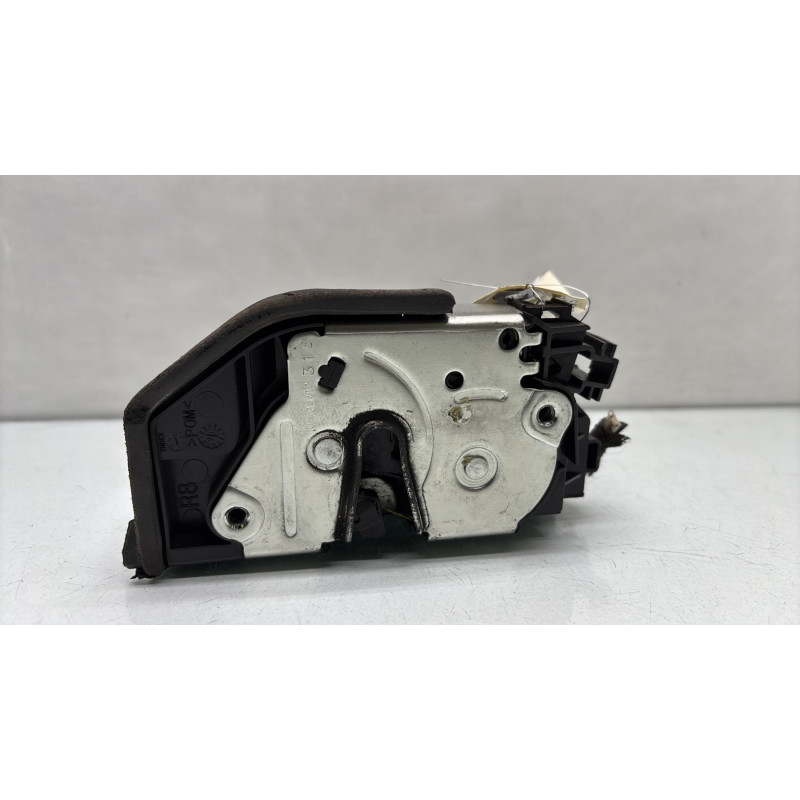 Serrure arriere droit BMW SERIE 1 F20 Photo n°1