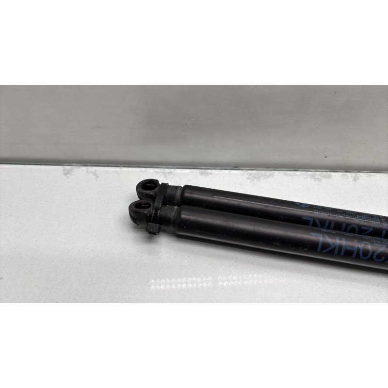 Verin de coffre BMW SERIE 1 F20 Photo n°4