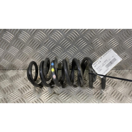 Ressort de suspension arriere RENAULT CLIO 4 Photo n°2