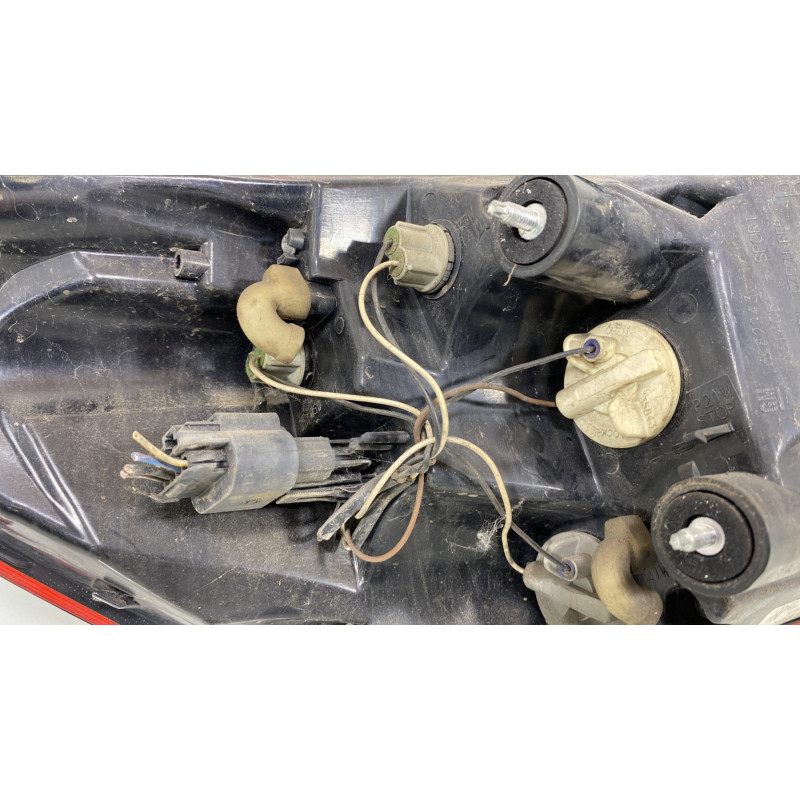 Feu arriere principal droit (feux) OPEL ASTRA J SPORTS Photo n°3