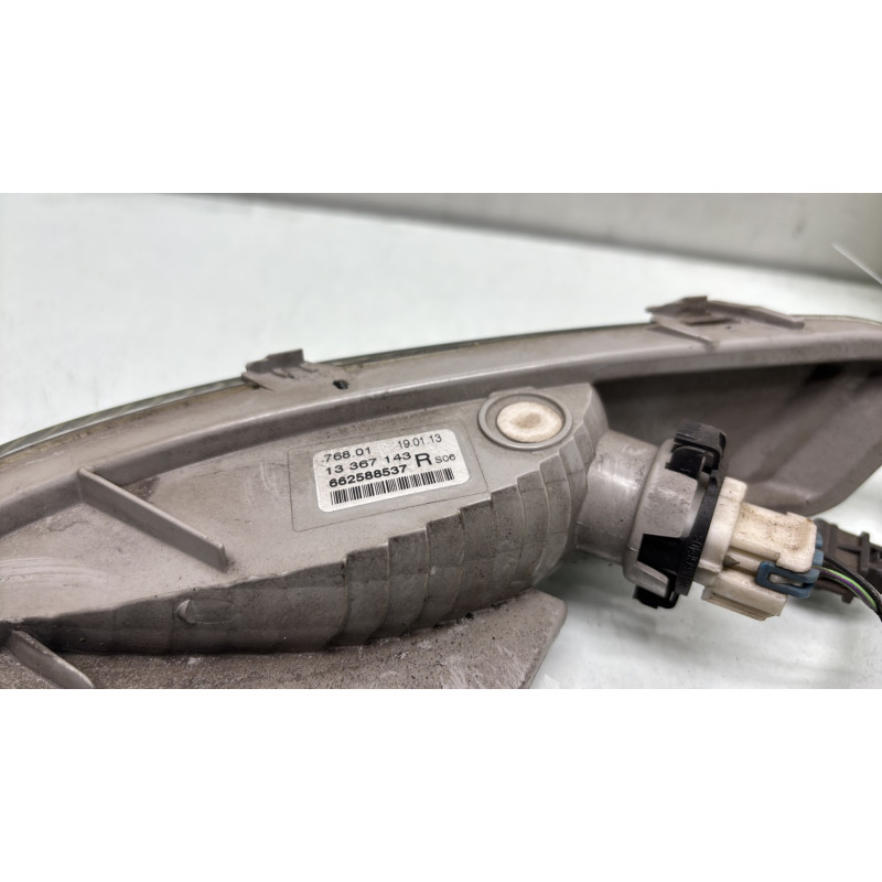 Optique avant secondaire droit (feux)(clignotant) OPEL ASTRA J SPORTS Photo n°3