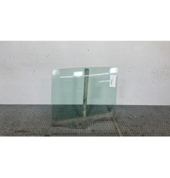 Vitre arriere gauche RENAULT CLIO 3 Photo n°1