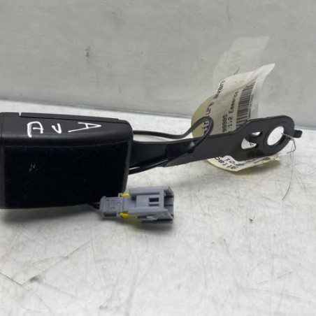 Attache ceinture avant droit PEUGEOT 208 1 Photo n°1