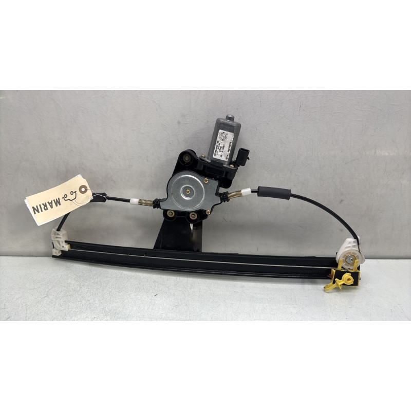 Leve vitre electrique avant droit FIAT DOBLO 1 Photo n°1