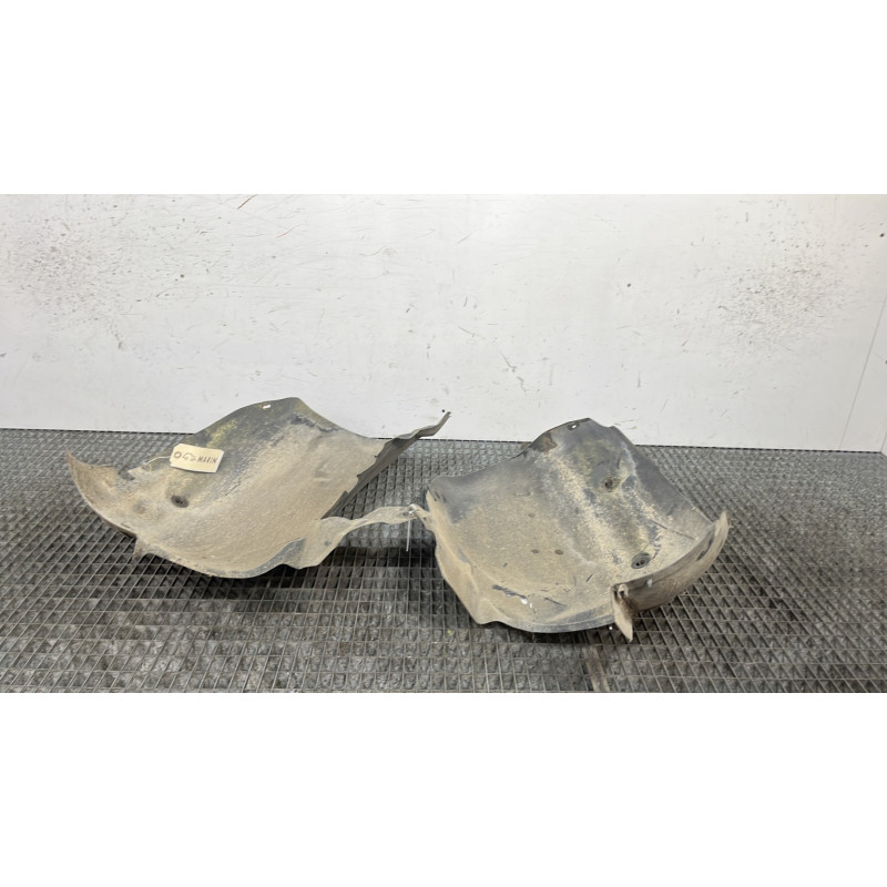 Pare boue avant droit RENAULT SCENIC 2 Photo n°1