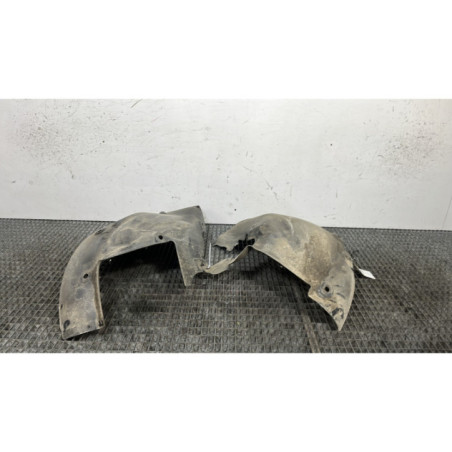Pare boue avant droit RENAULT SCENIC 2