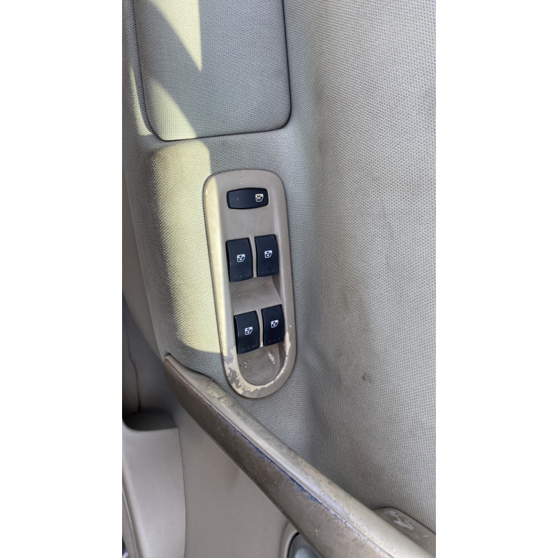Pare boue avant droit RENAULT SCENIC 2 Photo n°11