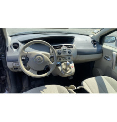 Pare boue avant droit RENAULT SCENIC 2
