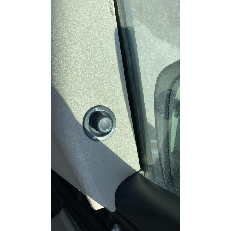 Porte avant droit RENAULT SCENIC 2 Photo n°17