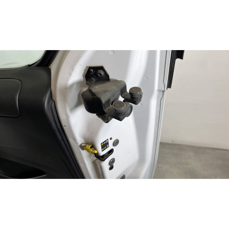 Porte laterale droit PEUGEOT PARTNER 2 Photo n°6