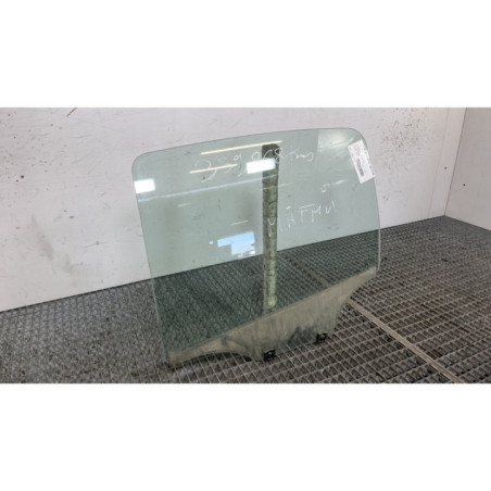 Vitre arriere gauche CITROEN C3 2