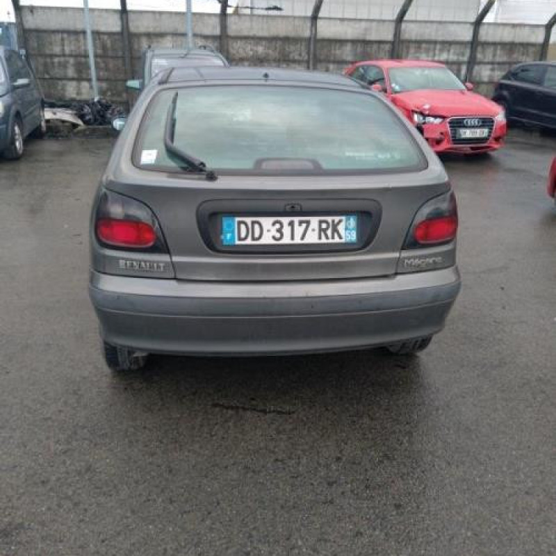 Bobine (allumage) RENAULT MEGANE 1 Photo n°9