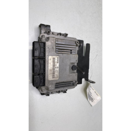Calculateur moteur RENAULT GRAND SCENIC 2 Photo n°1