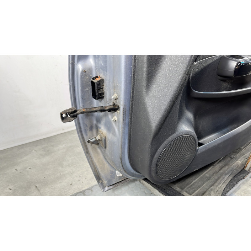 Porte avant droit OPEL CORSA D Photo n°7